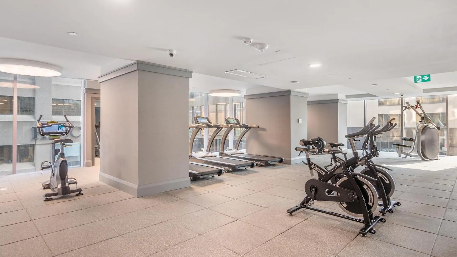 The Estate - Yorkville - Indoor Pool & Hot Tub Toronto 0*,  Kanada