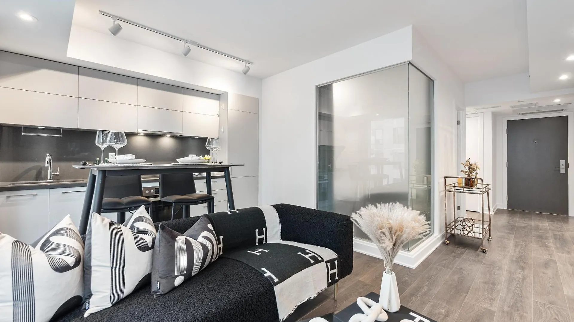 Apartment The Estate - Yorkville - Indoor Pool & Hot Tub Toronto Canada
