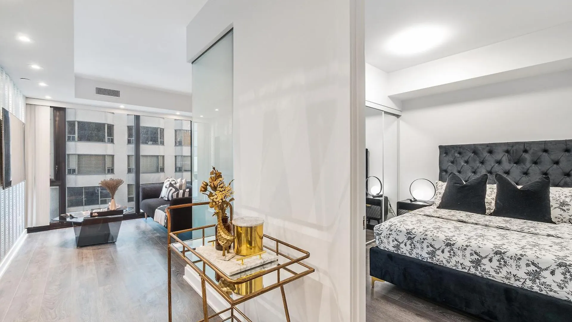 The Estate - Yorkville - Indoor Pool & Hot Tub Toronto Apartment